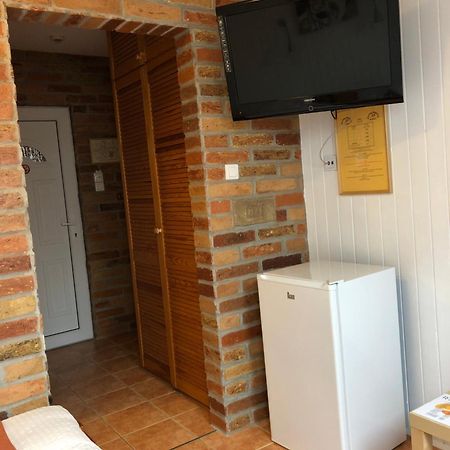 Autoscsarda Es Panzio Hotel มาโค ภายนอก รูปภาพ